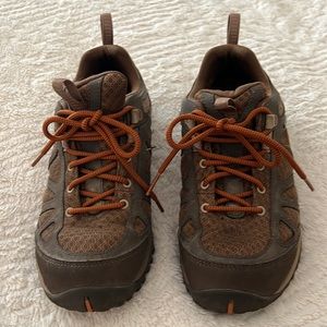Merrell form 2 women’s hiking shoes low boots size  9 brown and orange